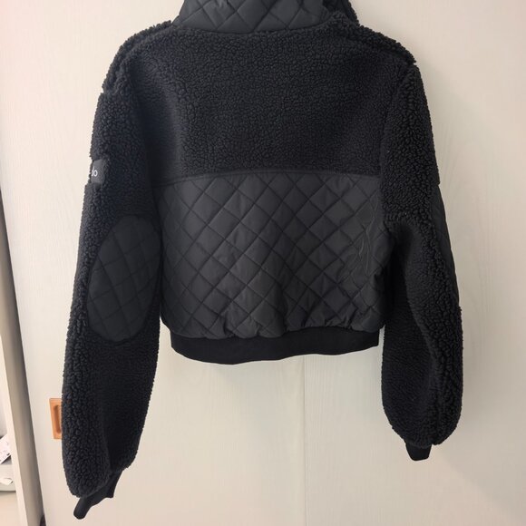 Alo Yoga Women's Black Sherpa Edge Bomber Jacket - Picture 7 of 7